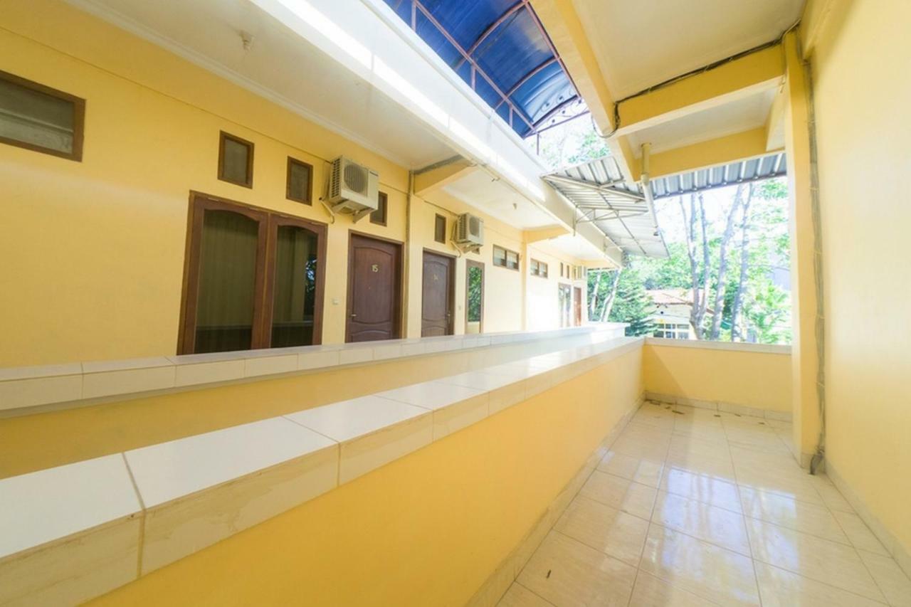 Reddoorz Near Nusa Cendana University Kupang  Exteriér fotografie